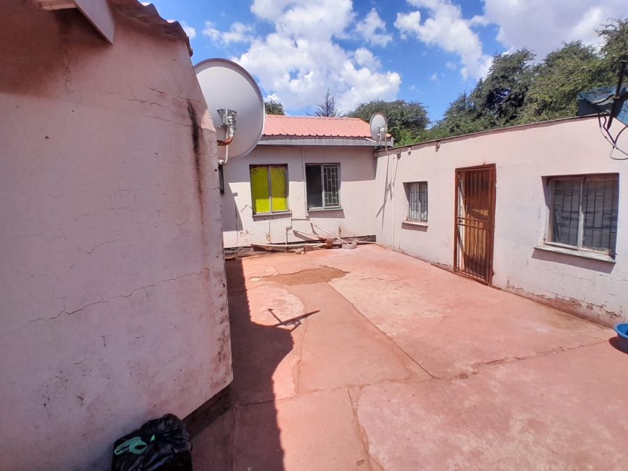 5 Bedroom Property for Sale in Kathu Northern Cape